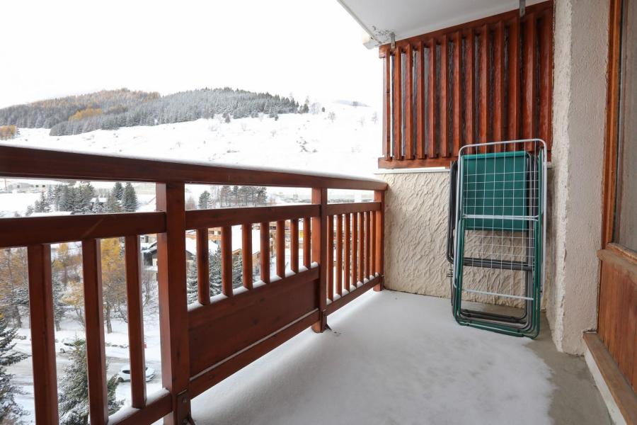 Holiday in mountain resort Studio sleeping corner 4 people (705) - Meijotel - Les 2 Alpes - Balcony