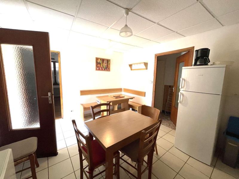 Holiday in mountain resort 3 room apartment 4 people (LMO010-0000) - Pre Creux - Serre Chevalier - Living room