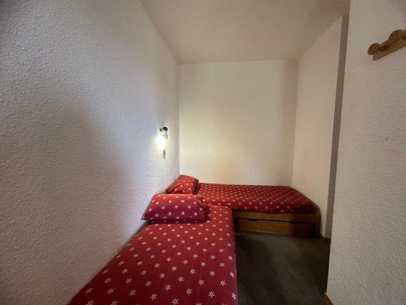 Vakantie in de bergen Studio 4 personen (421) - Résidence 3000 - La Plagne - Woonkamer