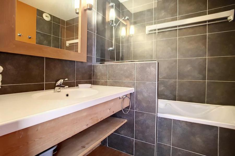 Vacances en montagne Appartement 3 pièces 8 personnes (124) - Résidence Aconit - Les Menuires - Salle de bain