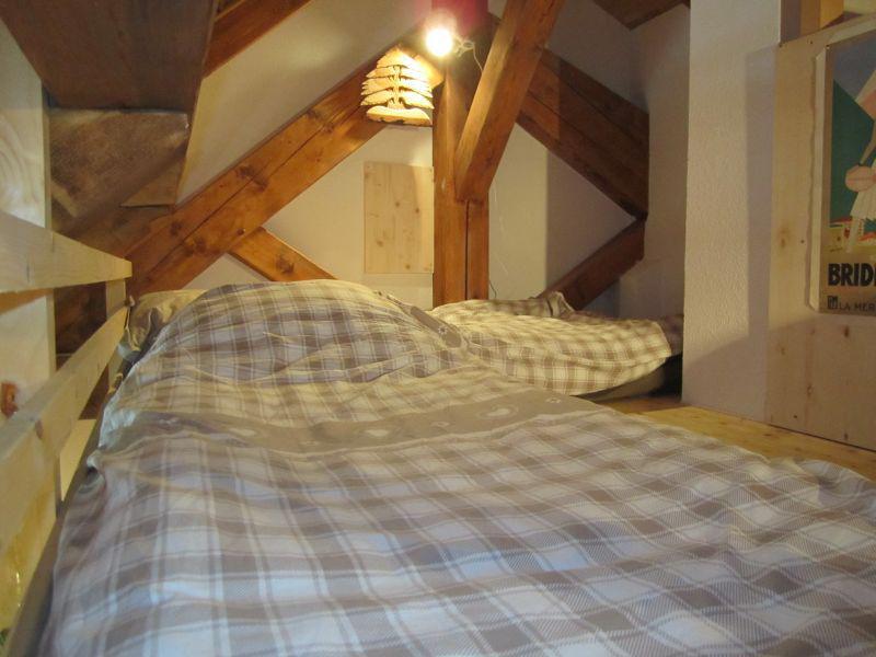 Vacances en montagne Studio mezzanine 4 personnes (16) - Résidence Acquadora - Brides Les Bains