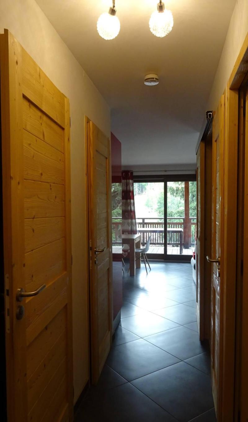 Holiday in mountain resort 2 room apartment cabin 5 people - Résidence Adonis - Les Gets - Corridor