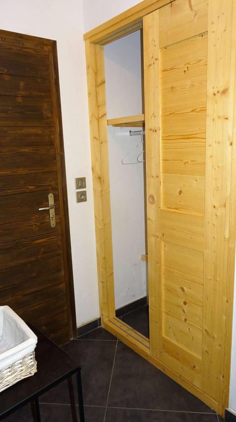 Vacaciones en montaña Apartamento 2 piezas cabina para 5 personas - Résidence Adonis - Les Gets - Entrada