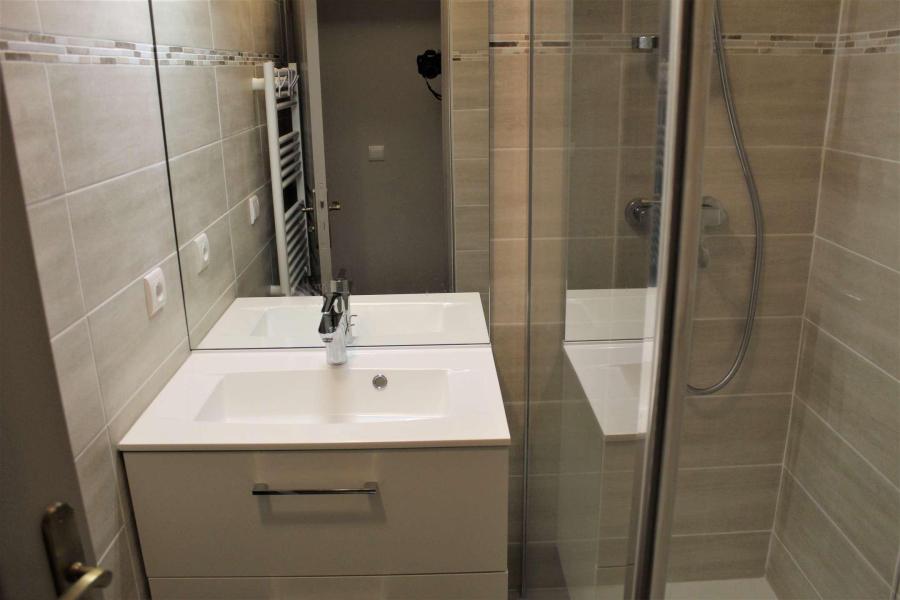 Holiday in mountain resort 2 room apartment 4 people (B016) - Résidence Albane - Vars - Shower room