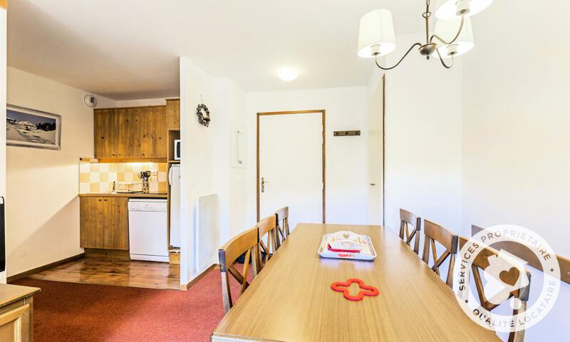 Holiday in mountain resort 2 room apartment 6 people (39m²-2) - Résidence Albane - Maeva Home - Vars - Summer outside