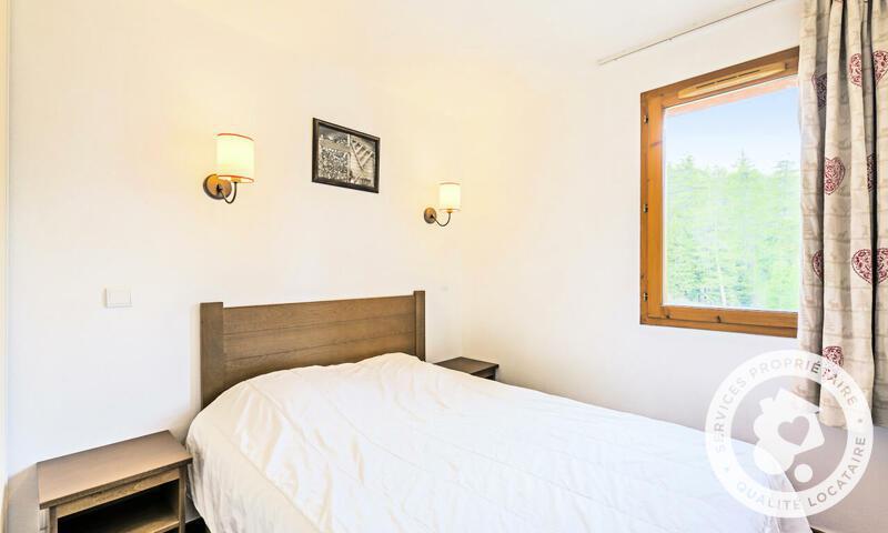 Holiday in mountain resort 2 room apartment 6 people (39m²-2) - Résidence Albane - Maeva Home - Vars - Summer outside