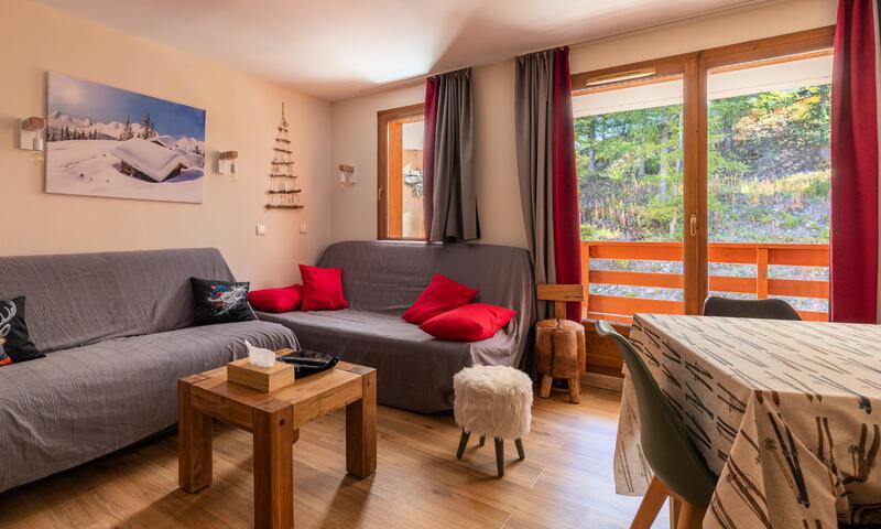 Holiday in mountain resort 2 room apartment 5 people (Prestige 37m²) - Résidence Albane - MH - Vars - Summer outside