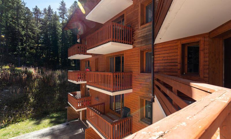 Holiday in mountain resort 2 room apartment 5 people (Prestige 37m²) - Résidence Albane - MH - Vars - Summer outside