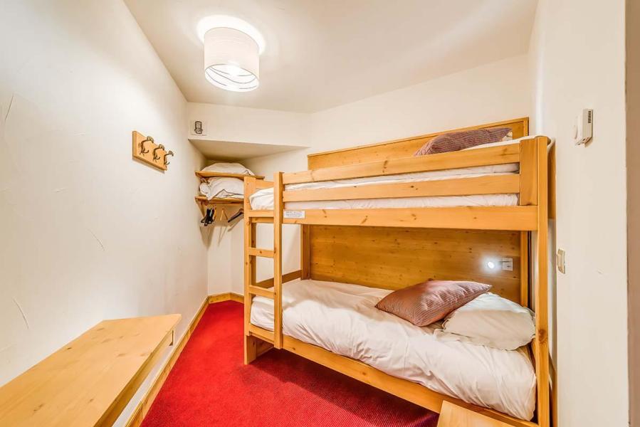 Holiday in mountain resort 2 room apartment sleeping corner 6 people (4) - Résidence Almes 1 - Tignes - Bedroom