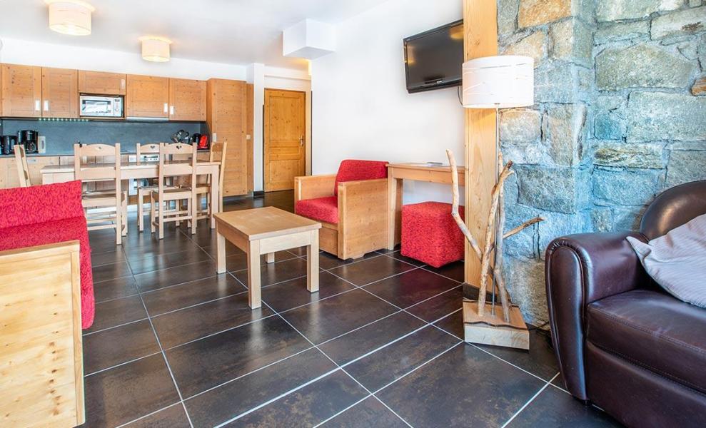 Holiday in mountain resort 3 room apartment 6 people (5) - Résidence Almes 1 - Tignes - Living room