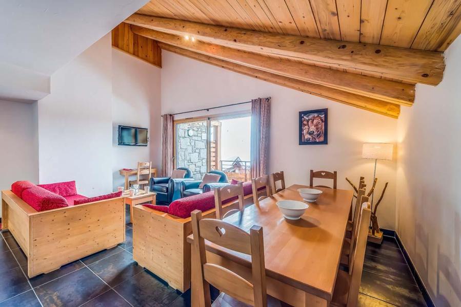 Holiday in mountain resort 3 room apartment sleeping corner 8 people (9) - Résidence Almes 1 - Tignes - Living room