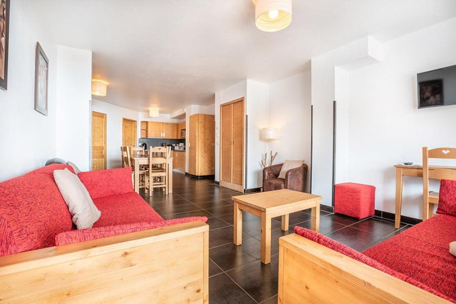 Holiday in mountain resort 3 room apartment sleeping corner 9 people (7) - Résidence Almes 1 - Tignes - Living room