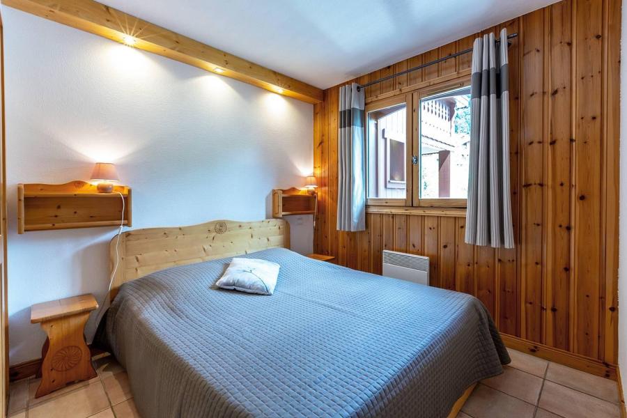 Vacanze in montagna Appartamento 4 stanze con cabina per 8 persone (002) - Résidence Alpages D - Méribel-Mottaret - Letto matrimoniale