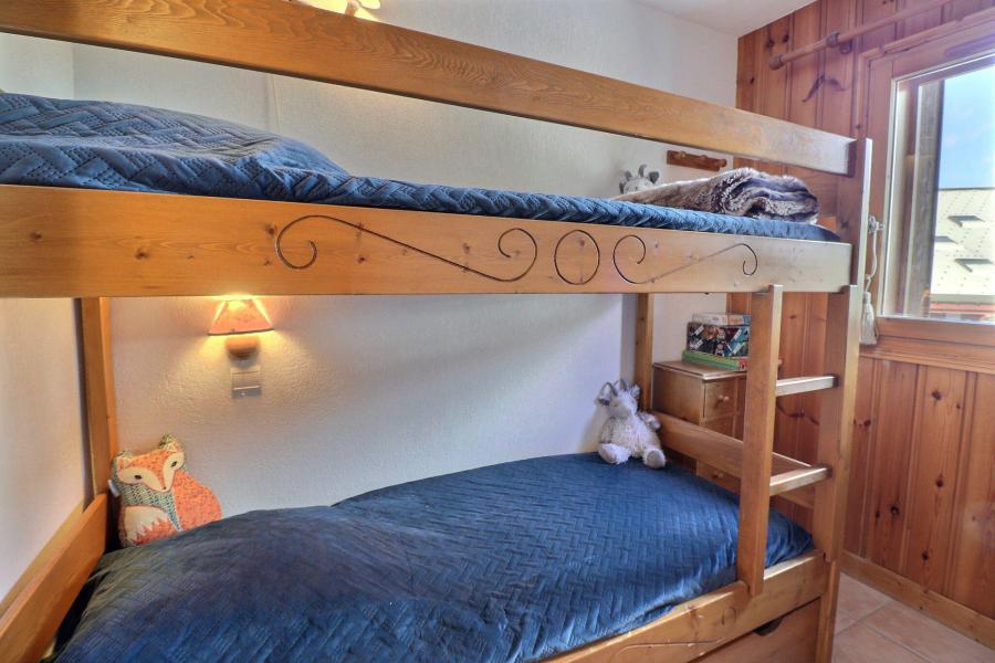 Urlaub in den Bergen 2-Zimmer-Holzhütte für 6 Personen (B5) - Résidence Alpages du Mottaret - Méribel-Mottaret - Offener Schlafbereich