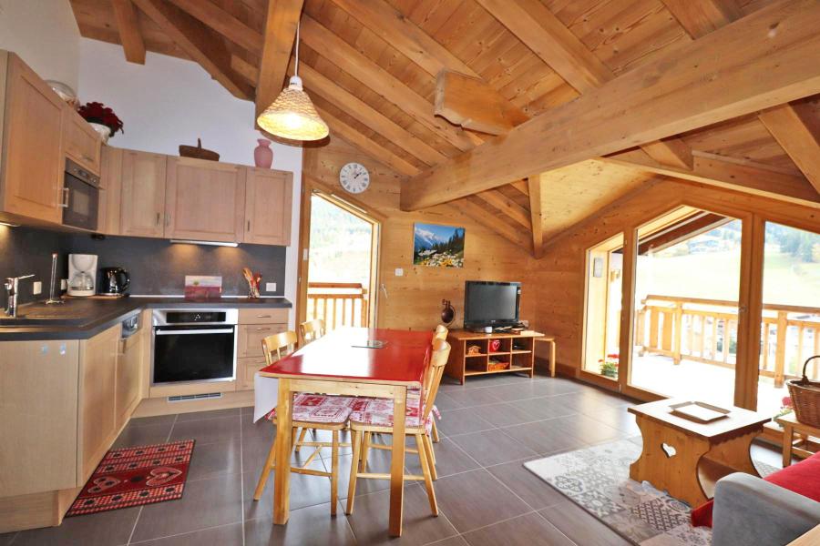 Holiday in mountain resort 3 room apartment 4 people - Résidence Alpaloosa - Les Gets - Living room