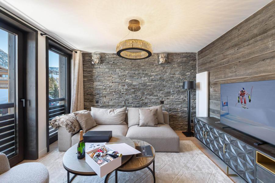 Holiday in mountain resort 5 room apartment 8 people (MAIA) - Résidence Alpamayor - Courchevel - Living room