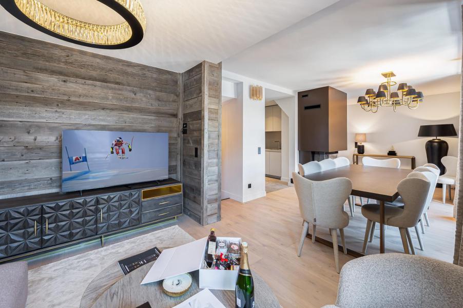 Holiday in mountain resort 5 room apartment 8 people (MAIA) - Résidence Alpamayor - Courchevel - Living room