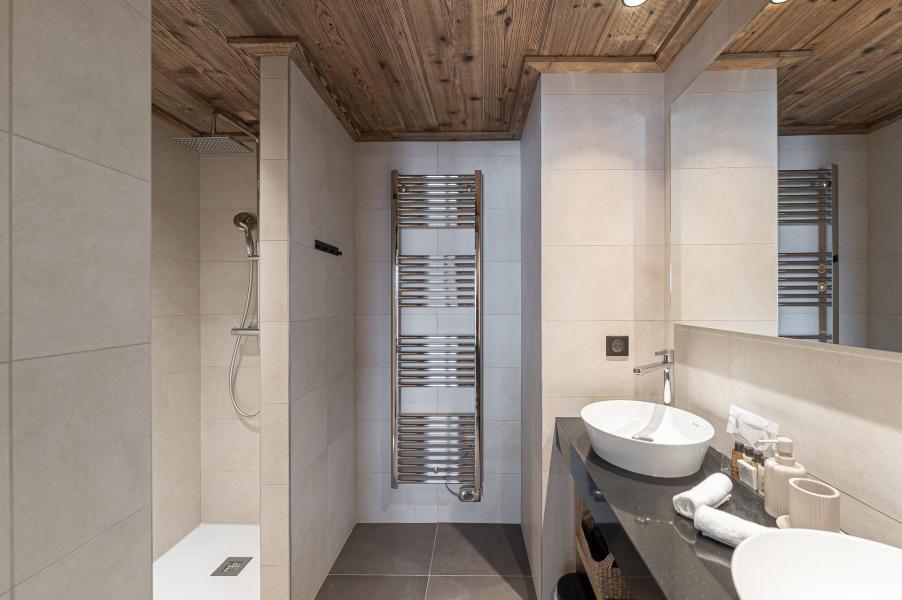 Vacaciones en montaña Apartamento 5 piezas para 10 personas (ALGONQUIN) - Résidence Alpamayor - Courchevel - Ducha