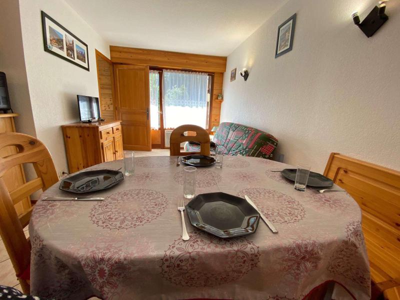 Vacaciones en montaña Apartamento cabina para 6 personas (014) - Résidence Alpina - Le Grand Bornand - Estancia