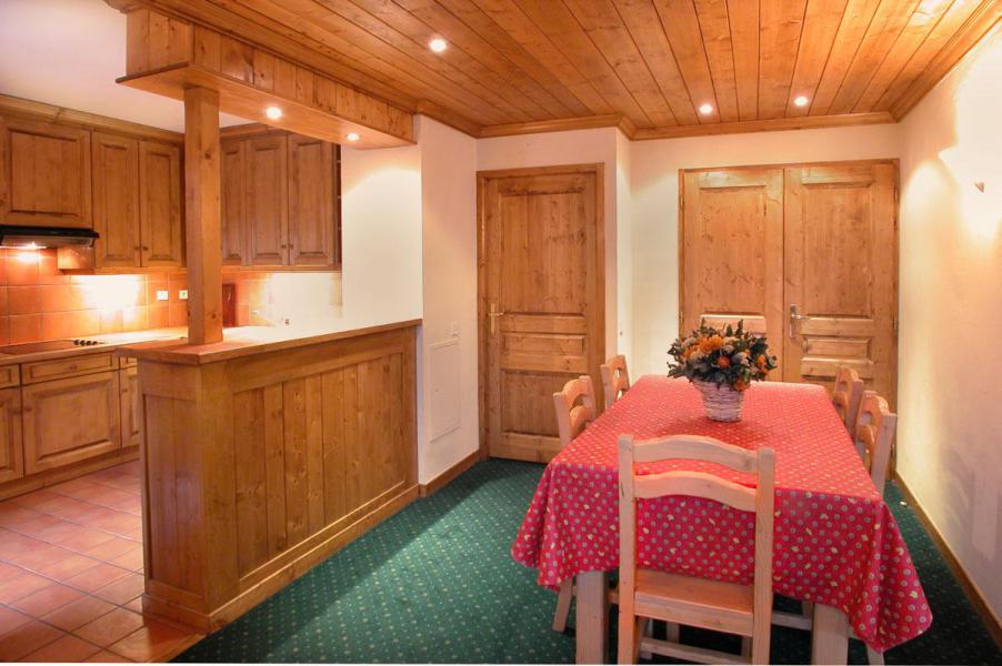 Urlaub in den Bergen 3-Zimmer-Holzhütte für 8 Personen - Résidence Alpina Lodge - Les 2 Alpes - Tisch