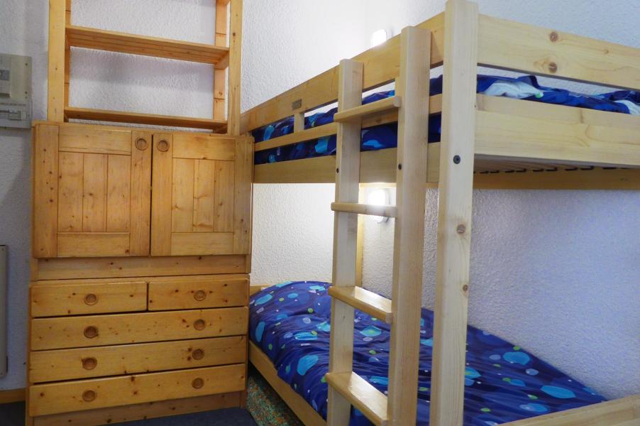 Vacaciones en montaña Apartamento 2 piezas para 4 personas (B10) - Résidence Alpinéa - Méribel-Mottaret - Camas literas