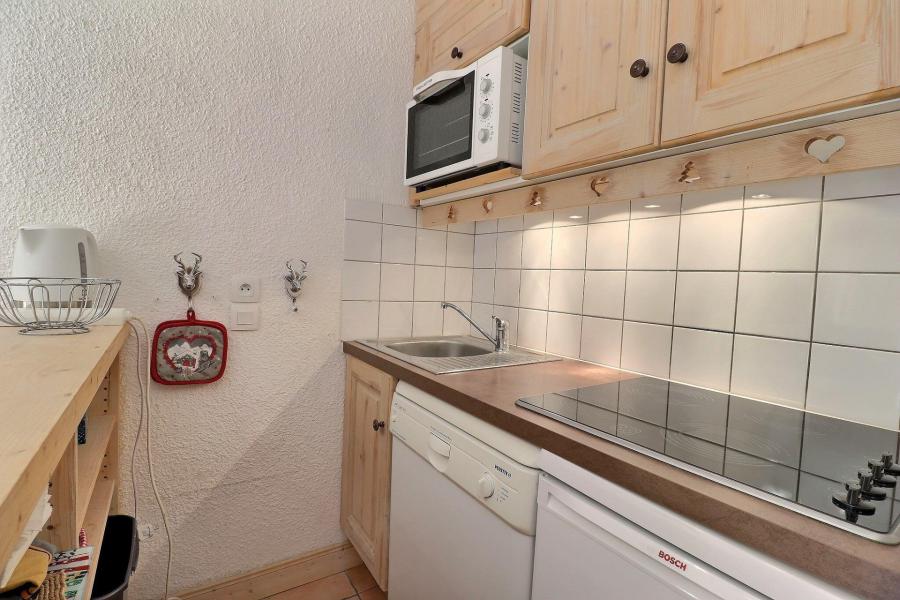 Vacaciones en montaña Apartamento cabina 2 piezas para 5 personas (C06) - Résidence Alpinéa - Méribel-Mottaret - Kitchenette