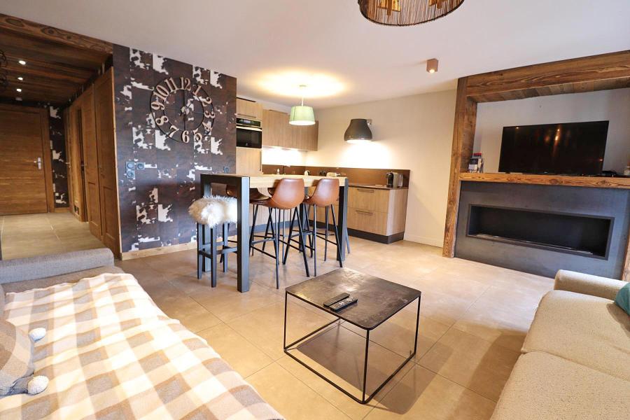 Holiday in mountain resort 3 room apartment 6 people - Résidence Ambre Blanche - Les Gets - Living room