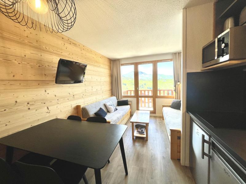 Vacanze in montagna Appartamento 2 stanze per 4 persone (303) - Résidence Andromède - La Plagne - Tavolo