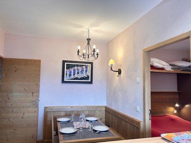 Vacaciones en montaña Apartamento cabina 3 piezas para 6 personas (301) - Résidence Antarès - Risoul - Estancia