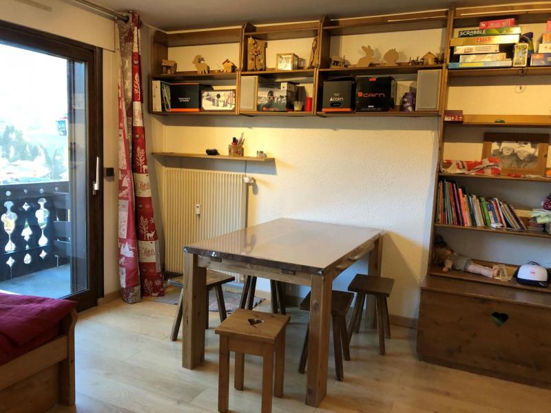 Vacanze in montagna Studio con alcova per 4 persone (w) - Résidence Arc-en-Ciel - Les Gets - Soggiorno