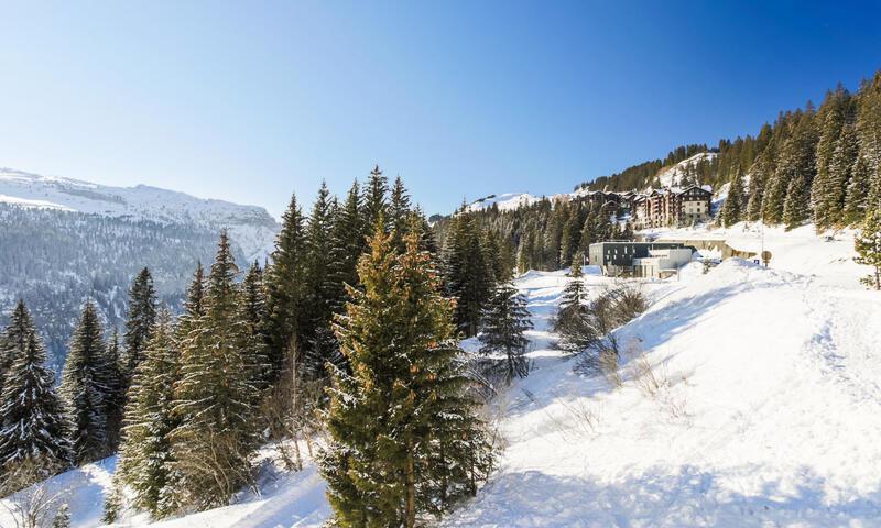 Rent in ski resort 2 room apartment 6 people (Confort 38m²-4) - Résidence Arche - Maeva Home - Flaine - Summer outside