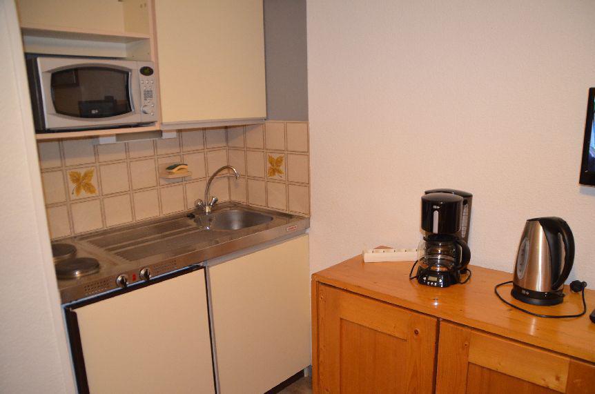 Vacances en montagne Studio 3 personnes (131) - Résidence Argousier - Les Menuires - Kitchenette