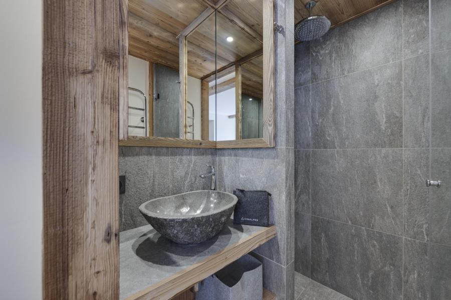 Vacanze in montagna Appartamento su due piani 5 stanze per 8 persone (3) - Résidence Arolay - Val d'Isère - Bagno con doccia