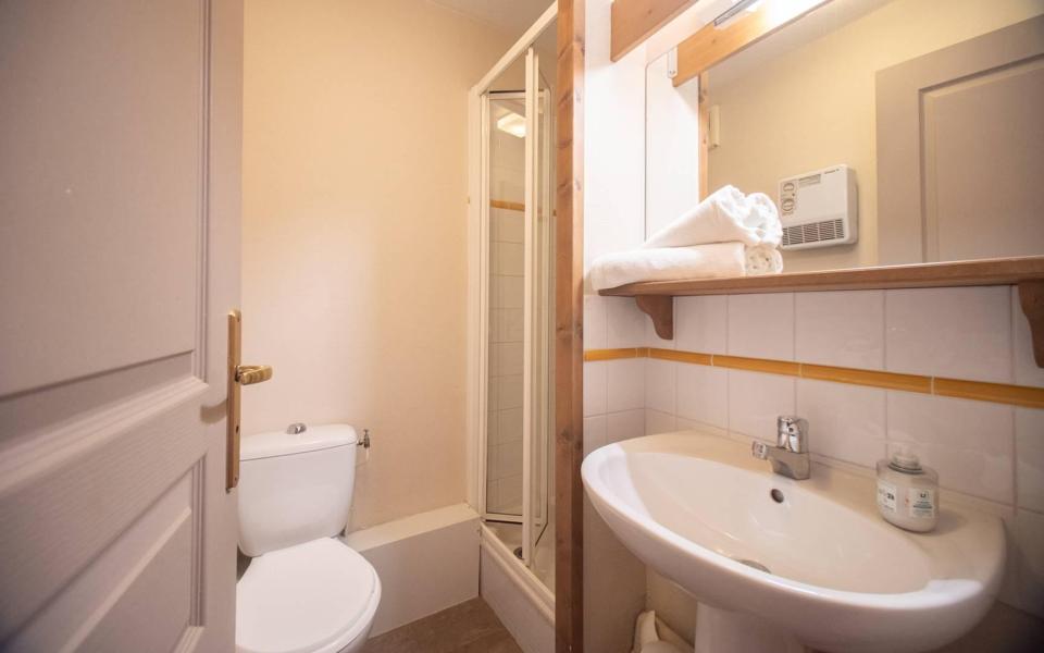 Holiday in mountain resort 3 room apartment 6 people (G457) - Résidence Athamante - Valmorel - Shower room