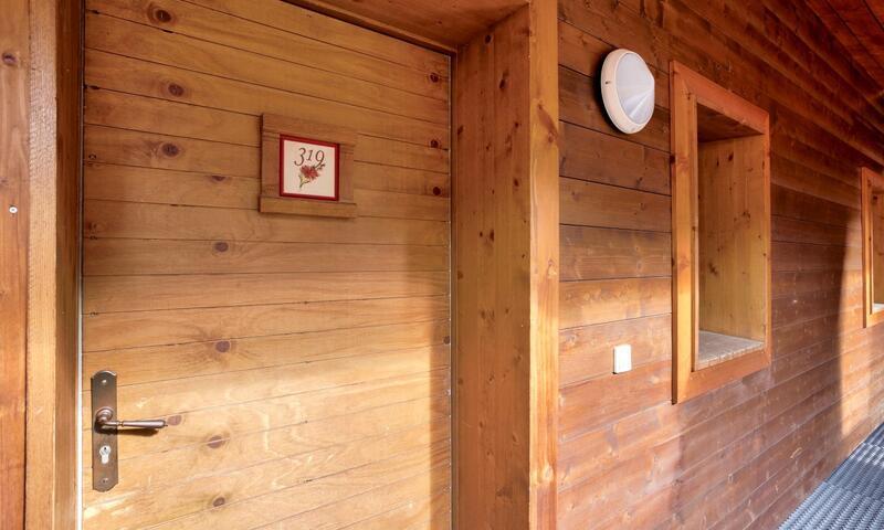 Holiday in mountain resort 3 room apartment 7 people (Prestige 47m²) - Résidence Athamante et Valériane - Maeva Home - Valmorel - Summer outside