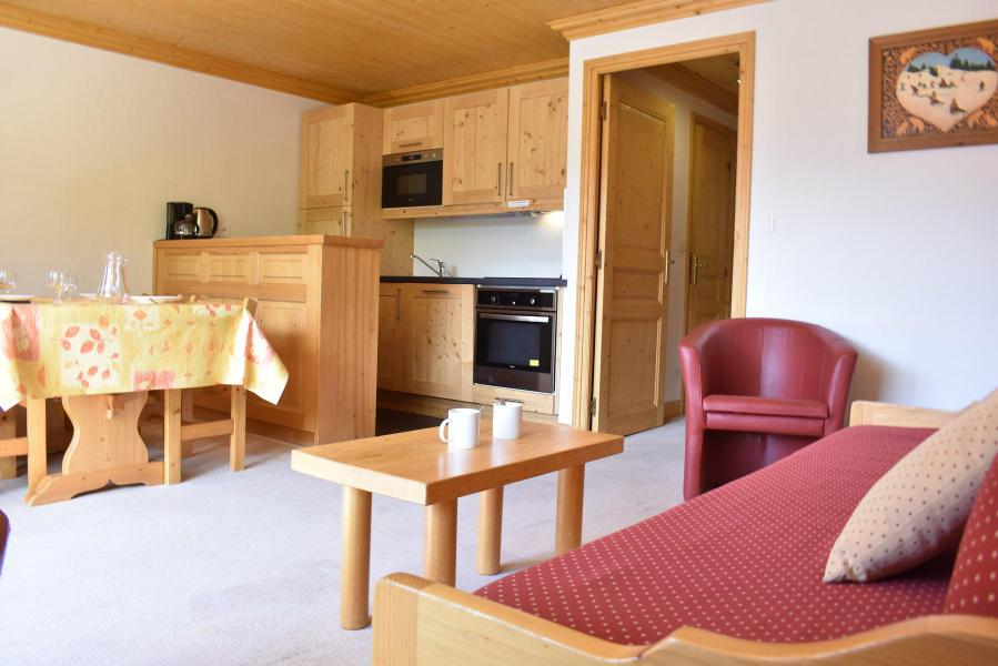 Urlaub in den Bergen 3-Zimmer-Appartment für 6 Personen (3) - Résidence Aubépine - Méribel - Wohnzimmer