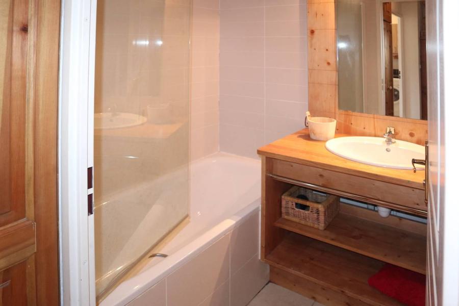 Holiday in mountain resort 4 room duplex apartment 7 people (506) - Résidence Balcon des Airelles - Les Orres - Bath-tub