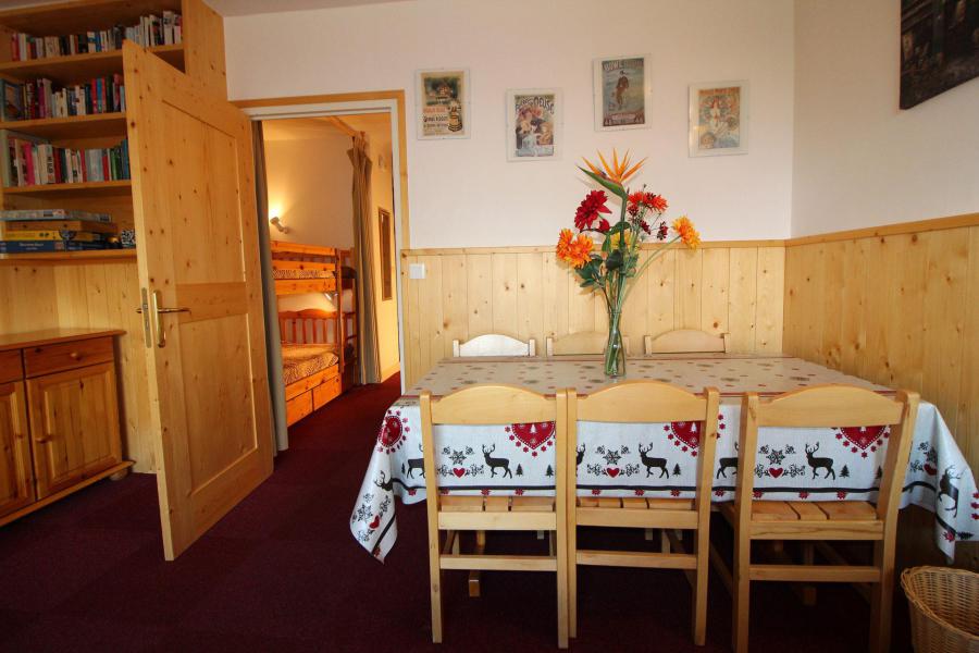 Holiday in mountain resort 2 room apartment sleeping corner 6 people (521CL) - Résidence Bec Rouge - Tignes - Living room