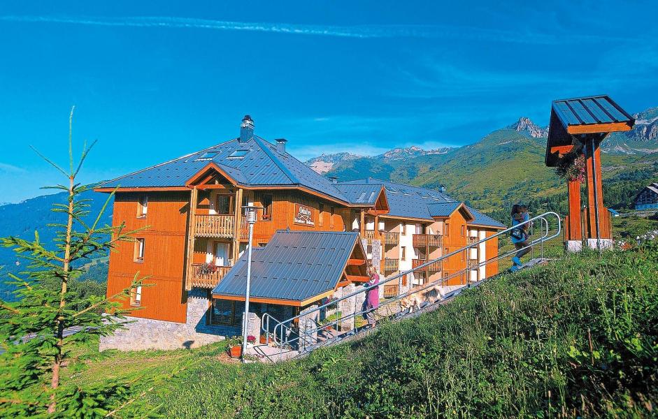 Vacances en montagne Résidence Belle Vue - Saint-François Longchamp - Extérieur été