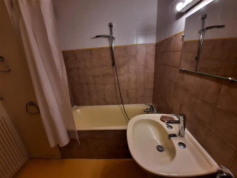 Holiday in mountain resort 2 room apartment 6 people (11) - Résidence Belledonne - Les Menuires
