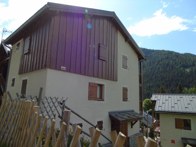 Vacanze in montagna Appartamento 3 stanze con alcova per 8 persone (B1) - Résidence Belvédère Busseroles - Valfréjus - Esteriore estate