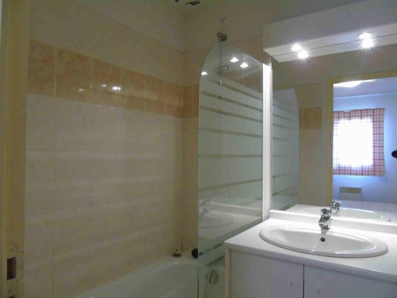 Vacances en montagne Appartement 3 pièces coin montagne 8 personnes (B5) - Résidence Belvédère Busseroles - Valfréjus - Salle de bain