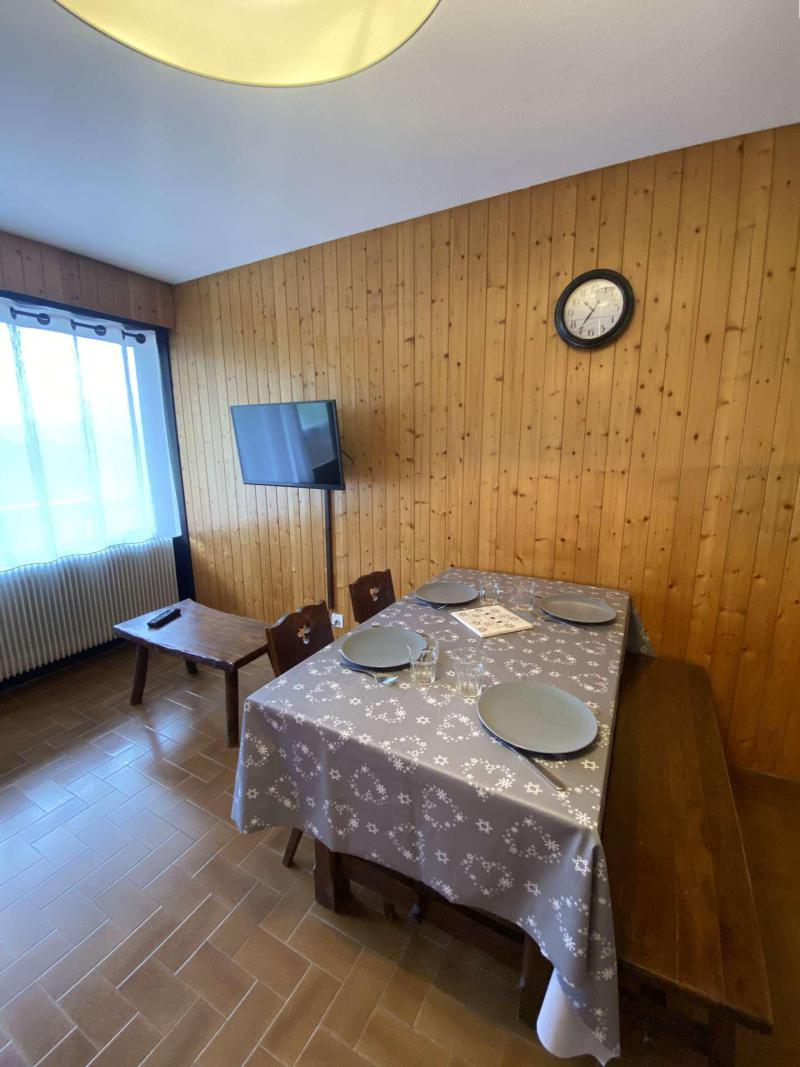 Urlaub in den Bergen Studio Schlafnische 4 Personen (2-1H) - Résidence Belvédère - Le Grand Bornand - Wohnzimmer