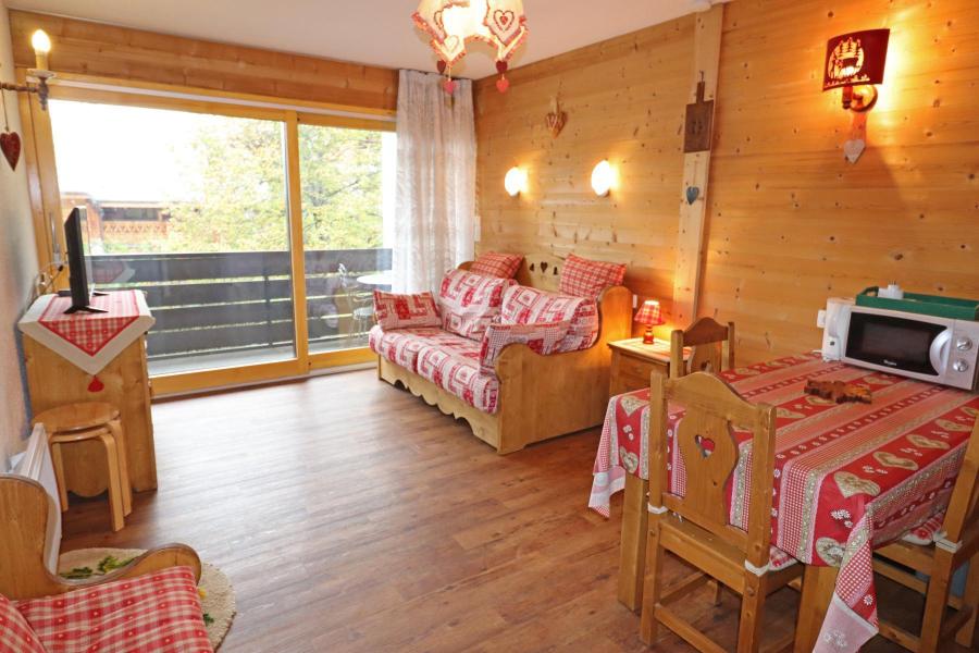 Vakantie in de bergen Appartement 2 kamers 5 personen (R51) - Résidence Benevy - Les Gets - Woonkamer