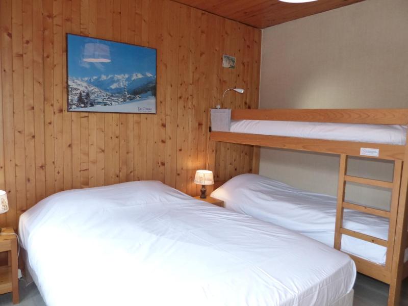 Holiday in mountain resort 3 room apartment 6 people (BISO12) - Résidence Bison - La Clusaz - Bedroom