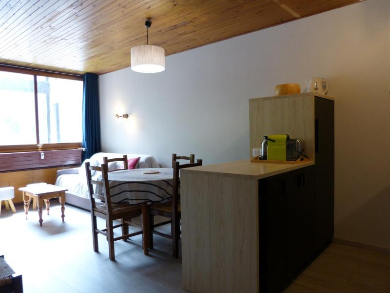 Wakacje w górach Apartament 3 pokojowy 6 osób (BISO12) - Résidence Bison - La Clusaz - Pokój gościnny