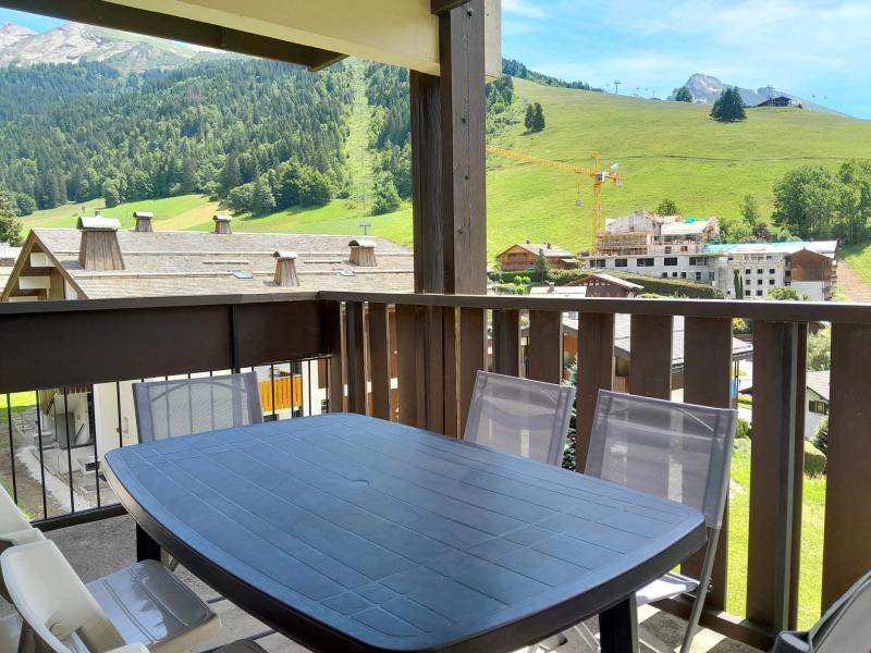 Vacaciones en montaña Apartamento 3 piezas para 6 personas (BISO12) - Résidence Bison - La Clusaz - Balcón