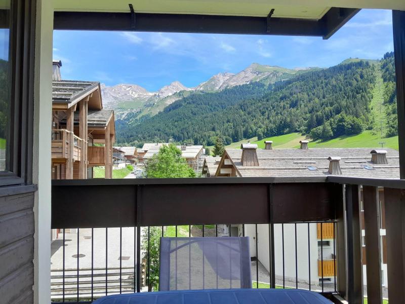 Vacanze in montagna Appartamento 3 stanze per 6 persone (BISO12) - Résidence Bison - La Clusaz - Balcone