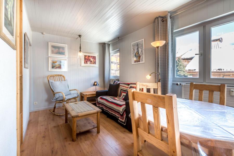 Vakantie in de bergen Appartement 3 kamers 4 personen (BISO23) - Résidence Bison - La Clusaz - Woonkamer