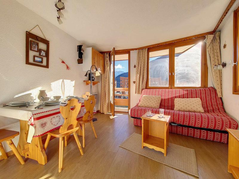 Holiday in mountain resort Studio cabin 4 people (134) - Résidence Boedette D - Les Menuires - Living room